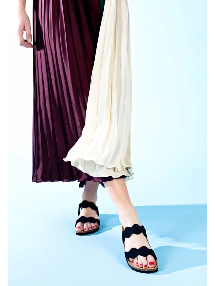 Pantoletten "Otaki" In Schwarz